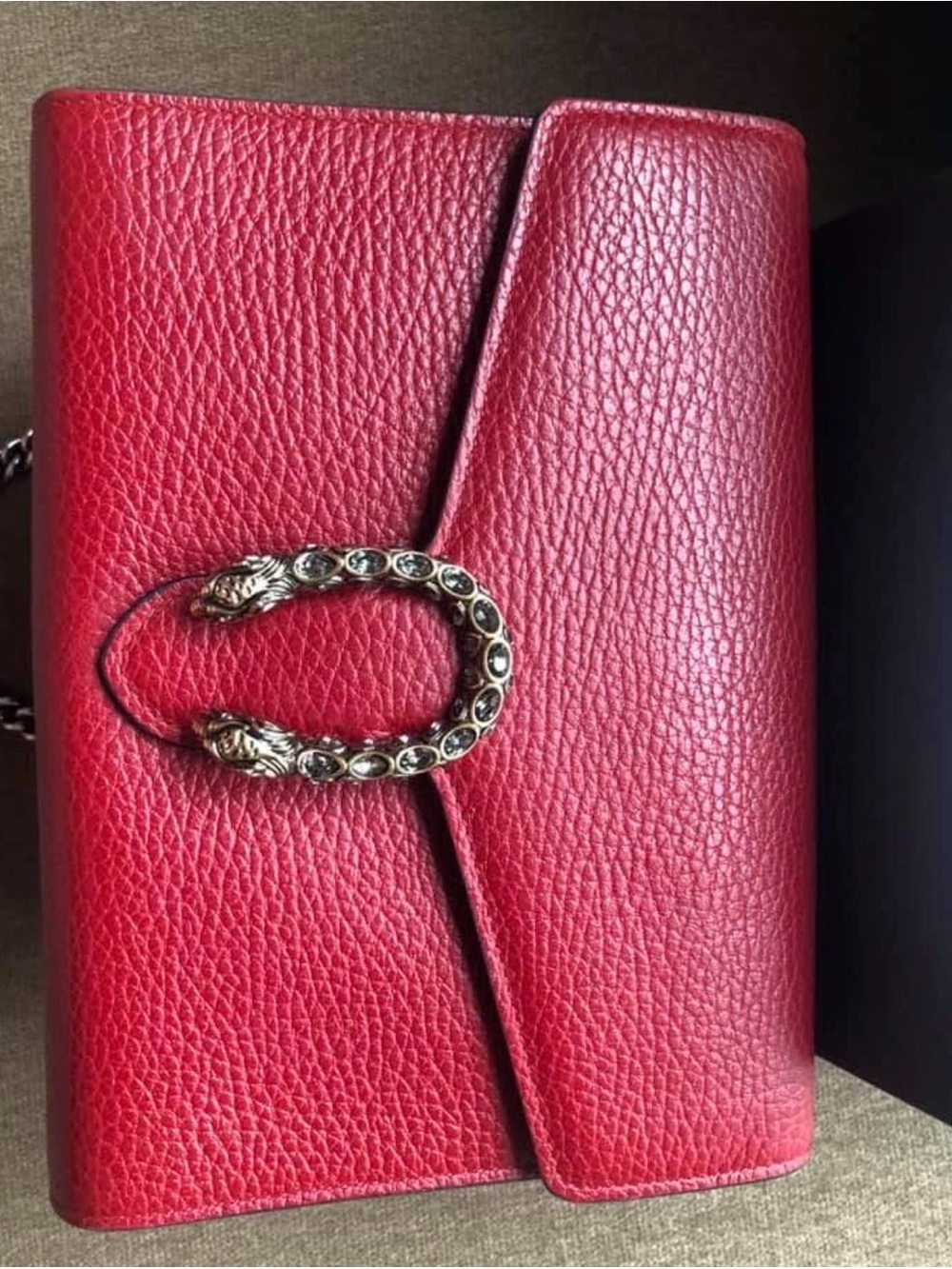 Gucci Red Pebbled Leather Dionysus Crossbody with Chain - Picture 3 of 3